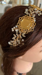 Jibiya three coins gold headpiece