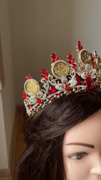 Deir Dibwan red and gold crown
