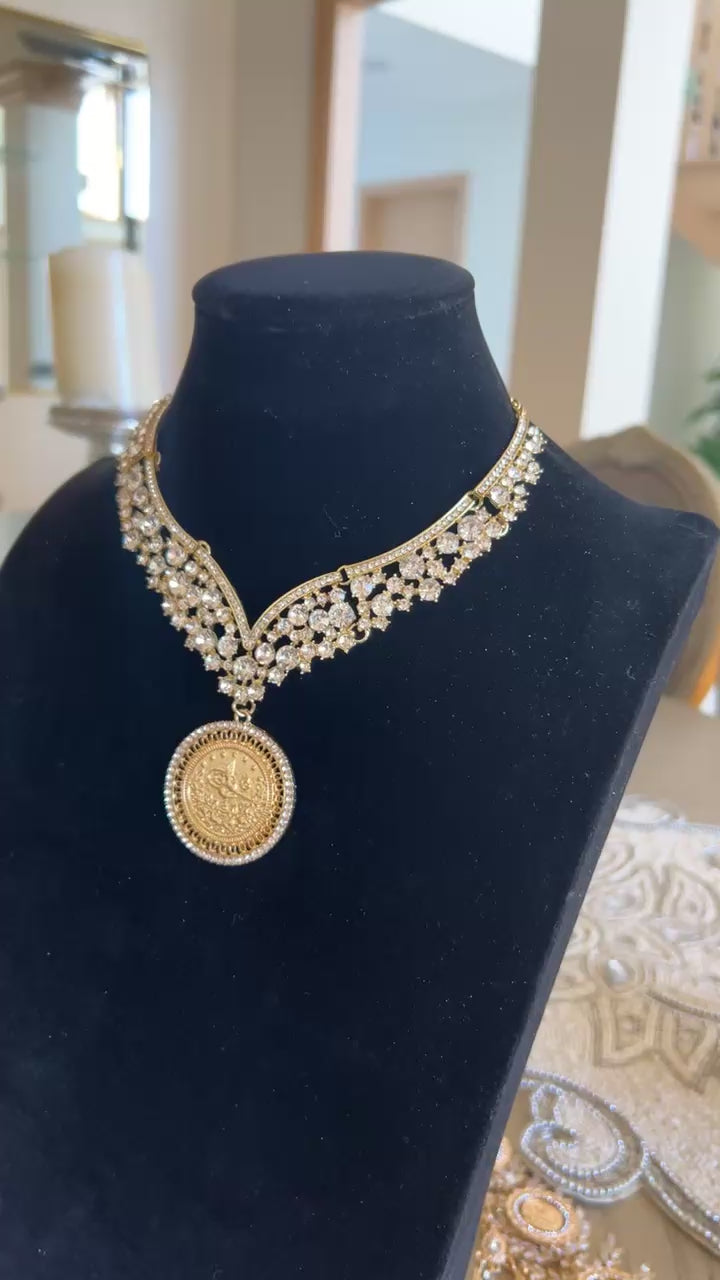 Halhul II big coin necklace