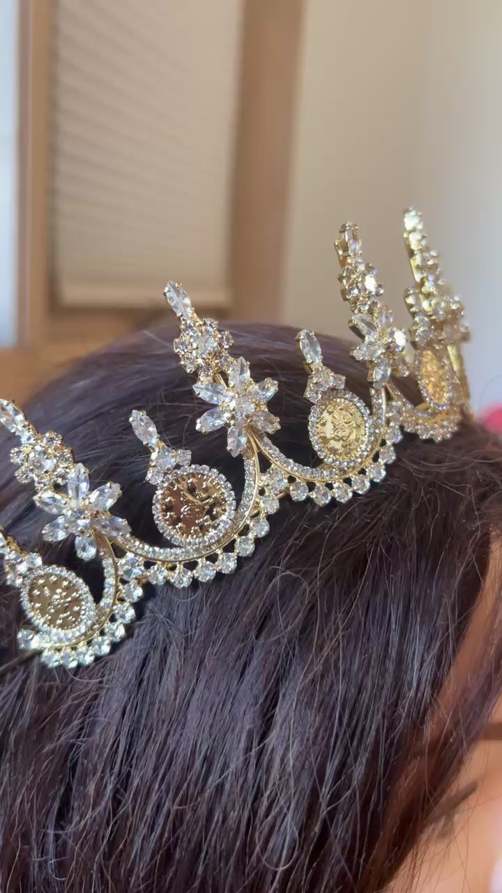 Nablus Luxury Gold Crown