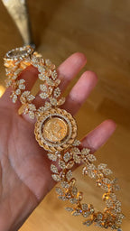 Artas honey and gold headpiece