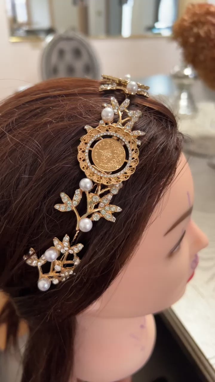 Za'tara three coins pearls headpiece